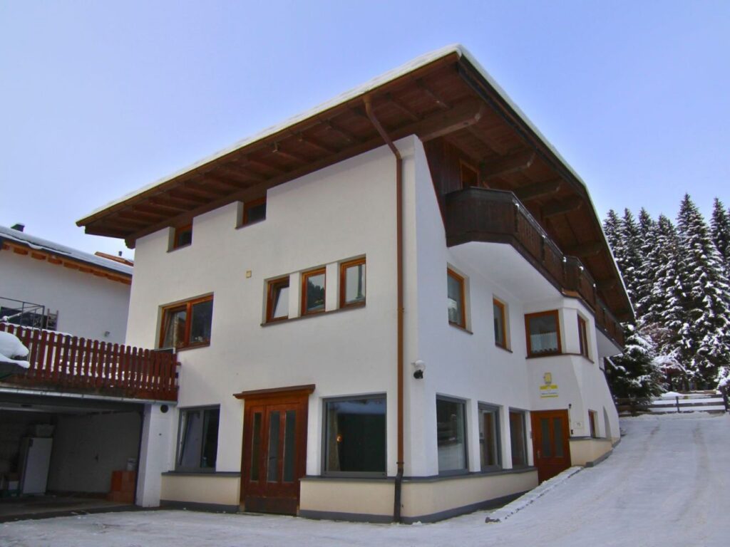 chalet arlberg in st. anton vooraanzicht
