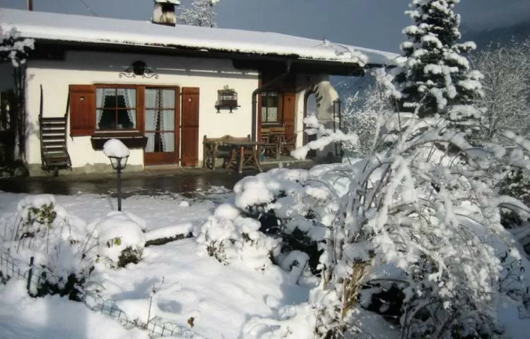 vooranzicht van Chalet Katharina