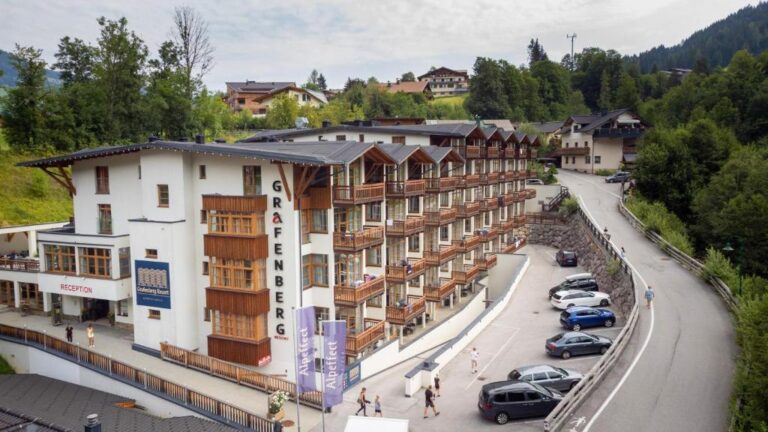 hotel grafenberg resort in wagrain vooraanzicht
