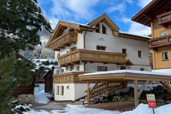 Buitenaanzicht van Chalet-appartement Alpine Lodge