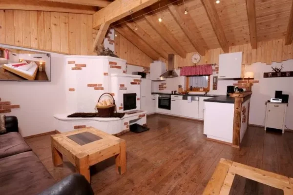 almchalet sneeberg in muhlbach am hochkoning keuken