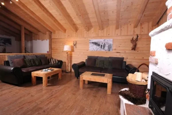 almchalet sneeberg in muhlbach am hochkoning woonkamer
