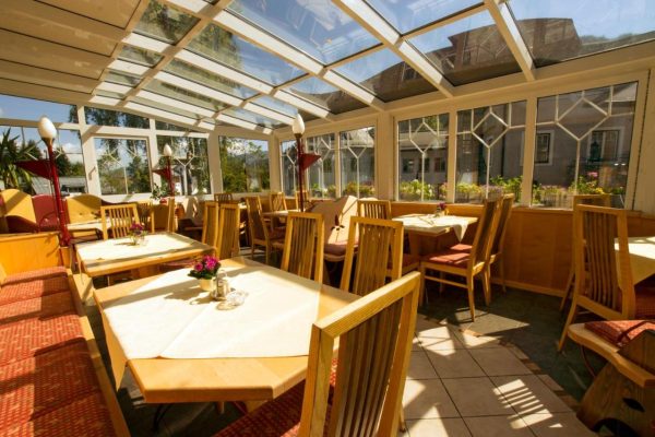 terras van het restaurant bij Aparthotel Panorama