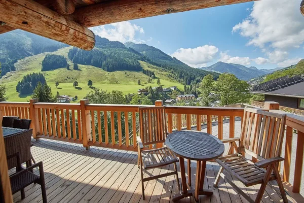 chalet dreihittn murmeltier in saalbach uitzicht