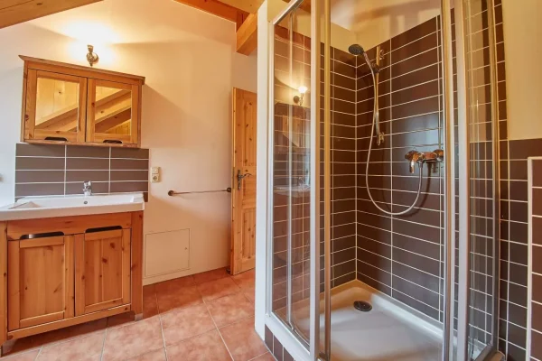 chalet dreihittn steinbock in saalbach douche