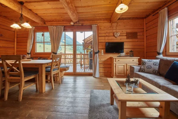 chalet dreihittn steinbock in saalbach woonkamer