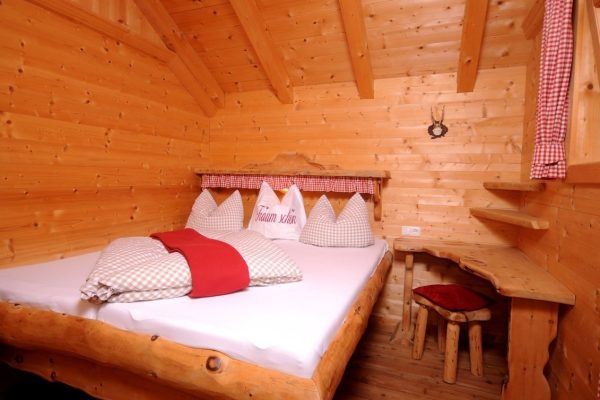 chalet josef speckbacherhutte in mayrhofen slaapkamer