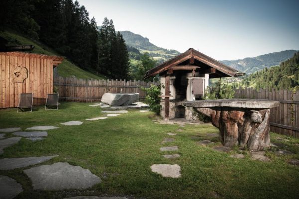 Tuin van Chalet Kleinbretteneben