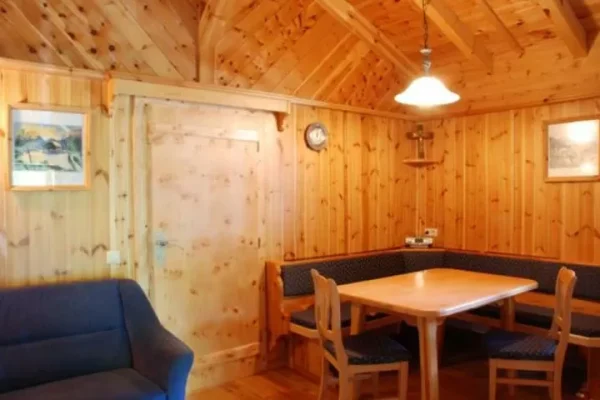 tafel bij Chalet Zirbenhutte