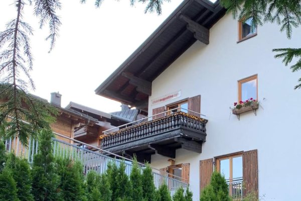 Balkon van Chalets Augustine