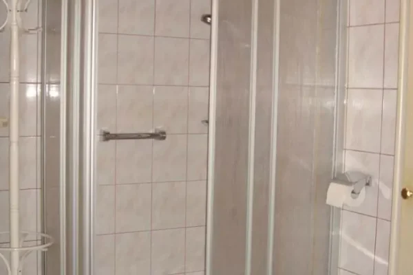 plenkenhof in neukirchen douche
